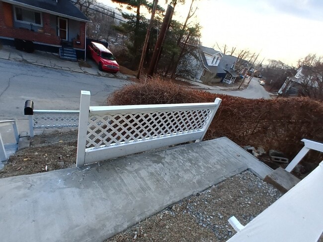 Photo - 1337 Barth Ave