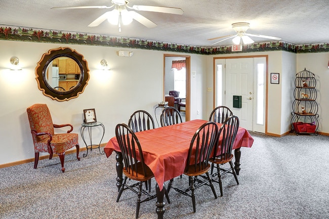 Photo - Fox Run Crossing