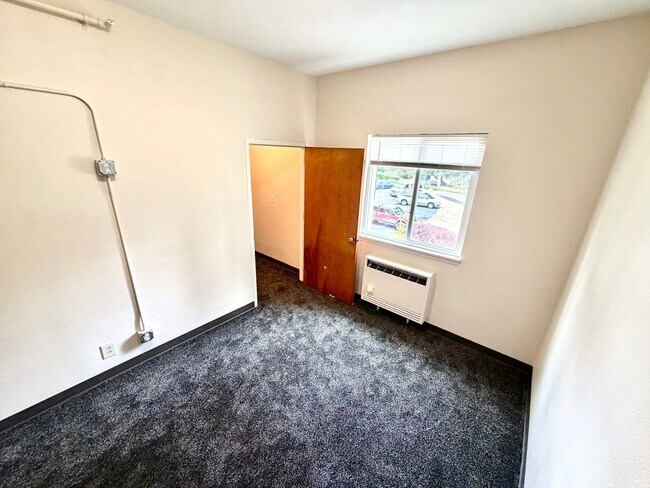 Photo - 3959 Sheridan Ave Unit 3959 Sheridan Ave Apt 256