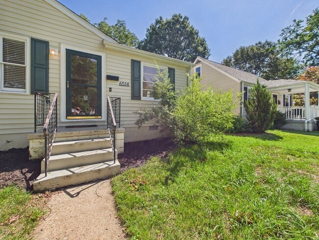 Photo - 6514 Stuart Ave