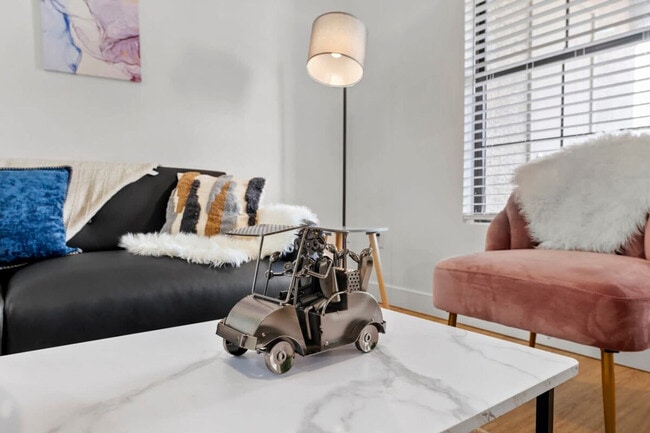 Photo - 875 W Pecos Rd Unidad ID1014552P