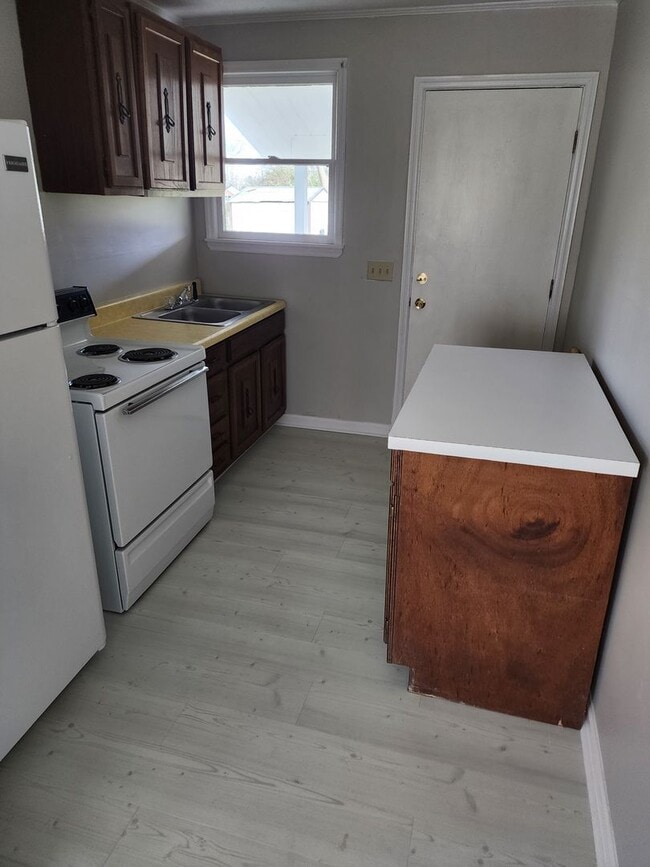 Building Photo - Senator Gasque Road Duplex Unit 1740 Senator Gasque Road Rental