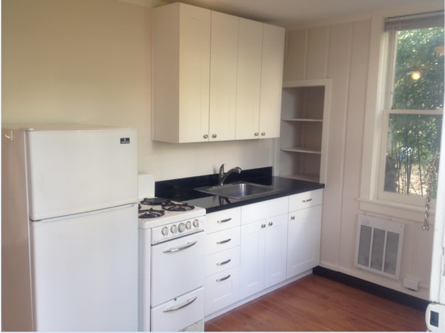 Photo - 229-229B 27th St Unit RC -  229B - 27th Street