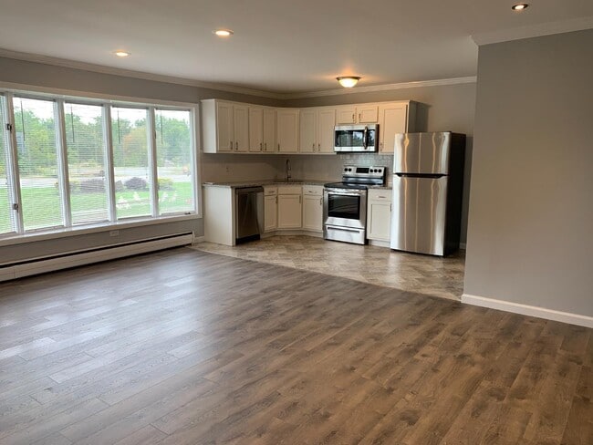 Building Photo - 950 US-9 Rental