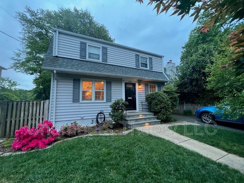 Photo - 5906 14th Street N