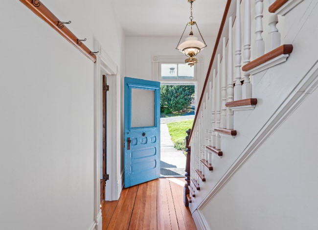 Photo - 1104 Madison St