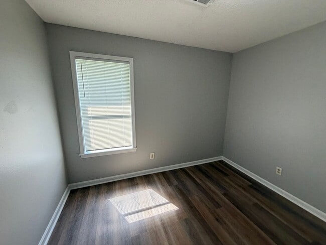 Photo - 5126 Brushwood Dr