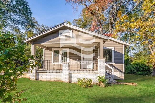 Building Photo - 608 77th Way S