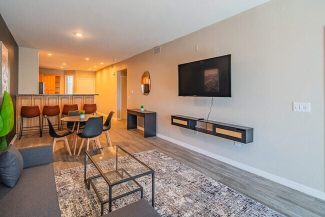 Photo - 1275 E University Dr Unit ID1263053P