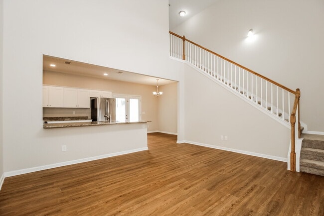 Photo - 29 Celtic Ct