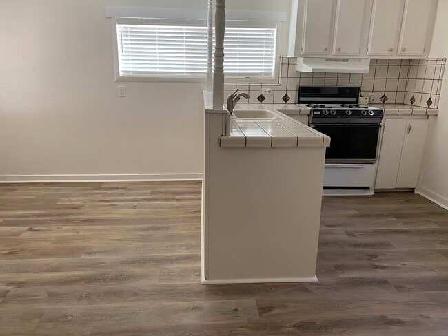 Photo - 469 Emerson St Unit In law