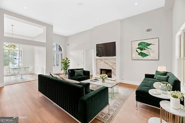 Photo - 1540 Bramlett Blvd