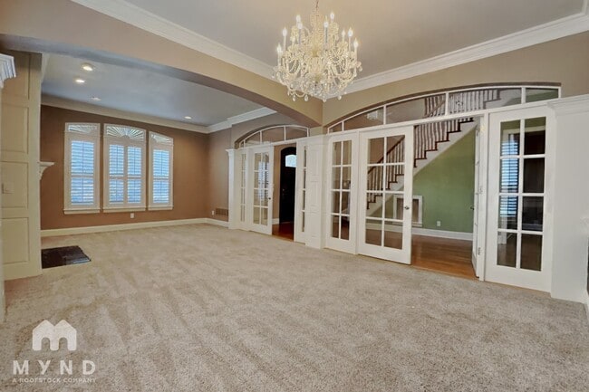 4020 Oakmeadow Dr