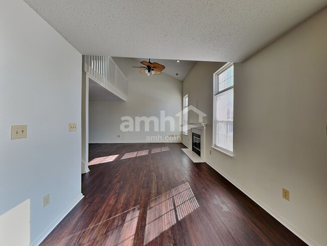 Photo - 4323 Autumn Crest Ct