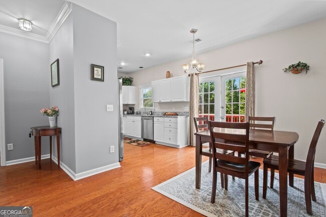 Photo - 304 Fairbrook Cir