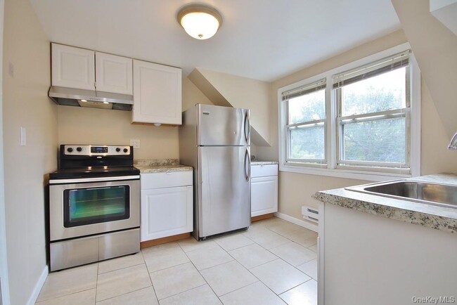 Photo - 208 Myrtle Ave Unit 3