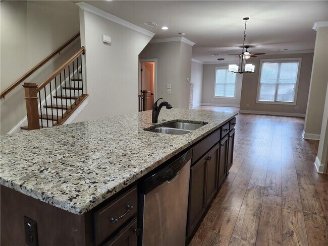 Photo - 1323 Faircrest Wy