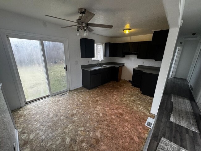 Photo - 3 bed/ 1 Bath