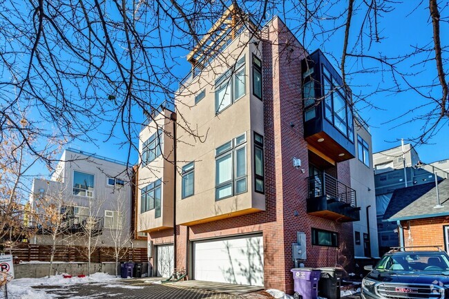 Building Photo - 4-Story Furnished 2BD, 2.5BA LoHi Townhome...