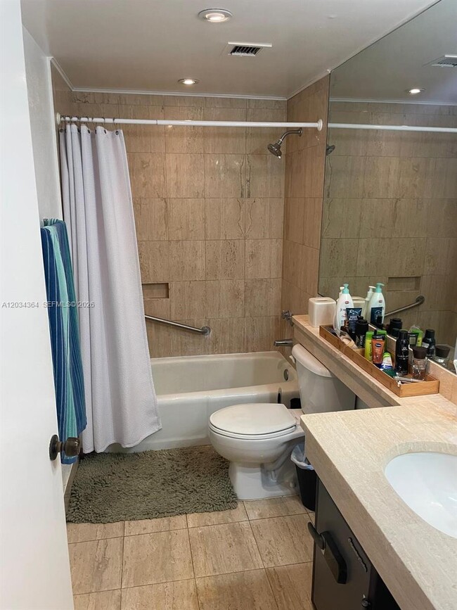 Photo - 700 Biltmore Way Unit 1015