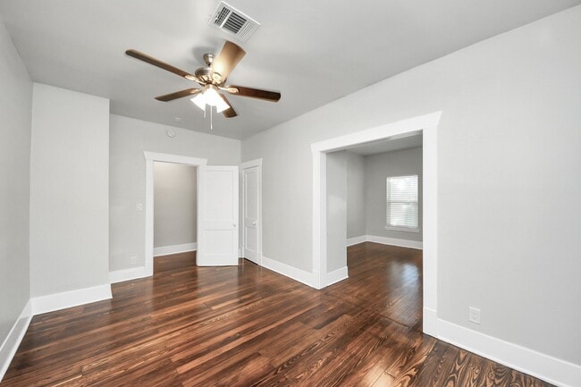 Photo - 3119 St Emanuel St