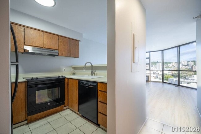 Photo - $2,250 / 1br - 611ft2 - Well maintained 1BR/1BA/1PKG condo unit in Hale Kaheka (Ala Moana) (Honol...