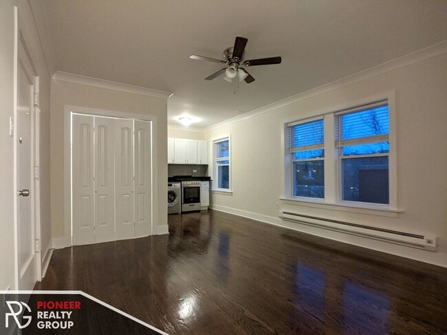 Photo - 2129 N Dayton St Unit 306