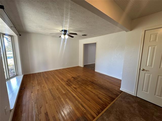 Photo - 2424 Dorrington Dr