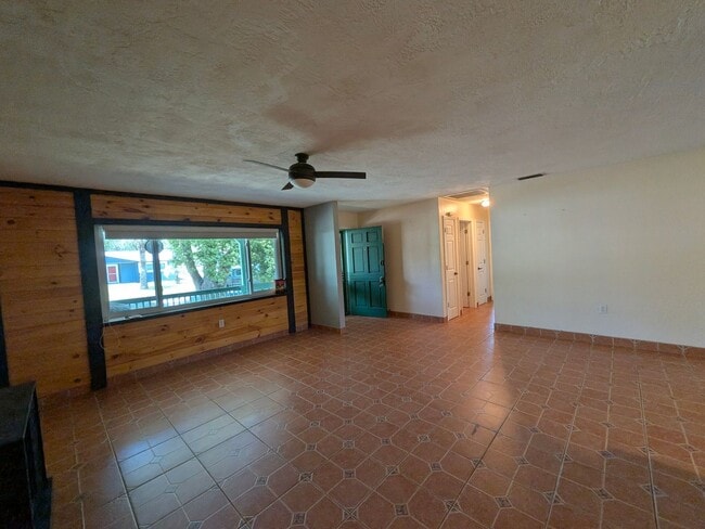 Photo - Lovely large 2/2/1 in Beverly HIlls