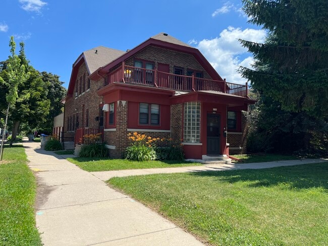 Photo - 1211 E Saveland Ave Unit 1211