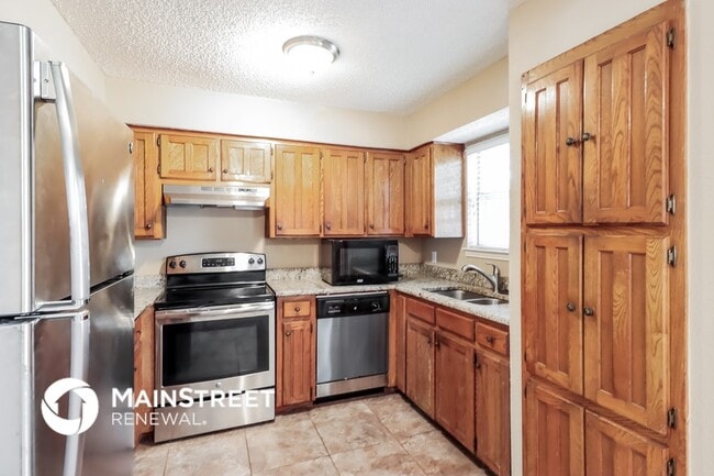 Photo - 5903 Cameron Dr