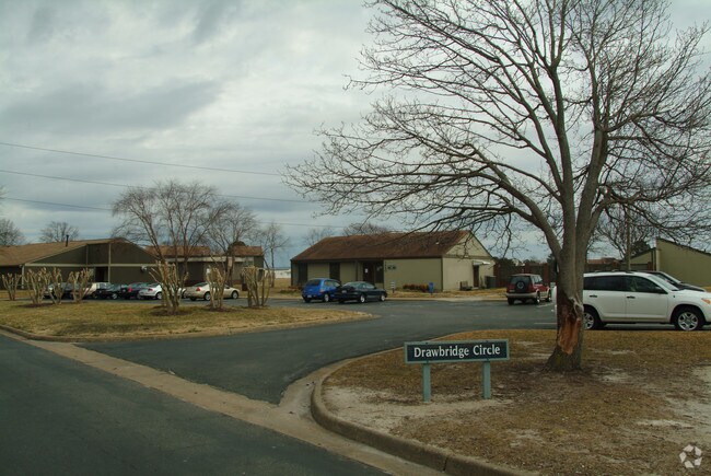 Photo - Twin Canal Village Apartments