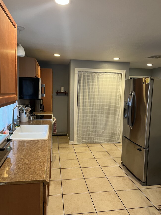 Photo - 1018 NW 10th St Unit Mother-in-law Suite