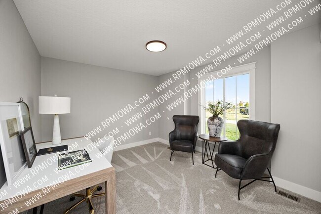Photo - 326 29th St SW