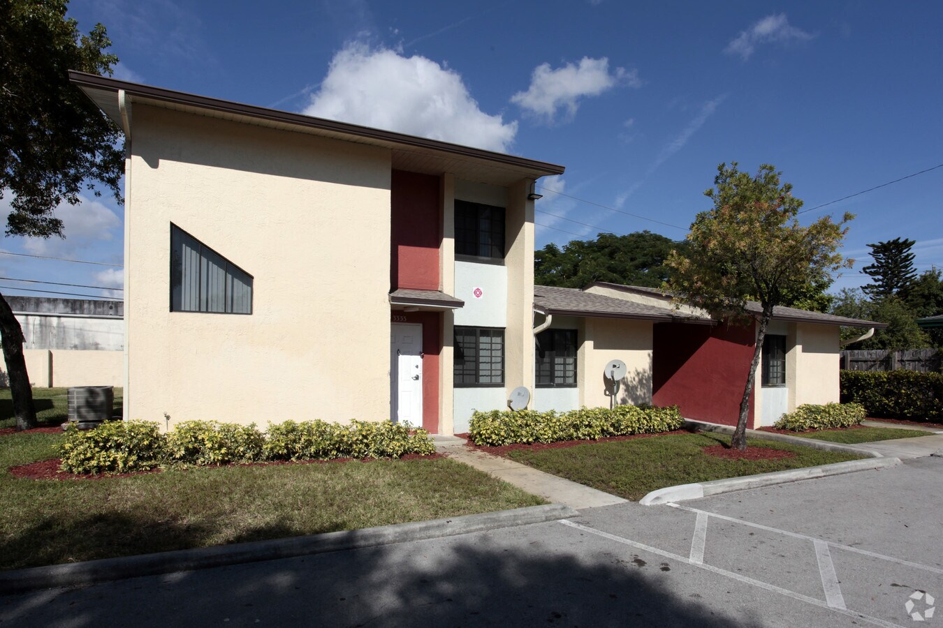 Photo - Auburn Gardens Apartments