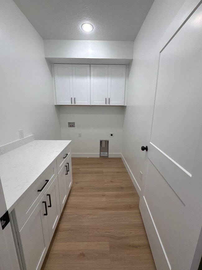 Photo - 725 W 350 N Unit 1