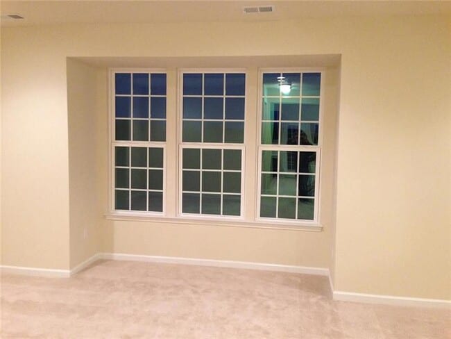 Photo - 1861 Louisville Ln