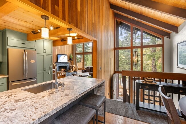 Photo - Alpine Meadows Winter Escape Ski Lease