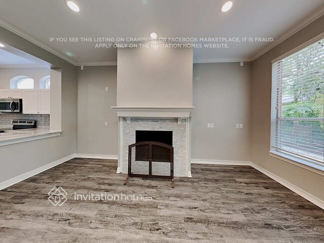 Photo - 317 Valiant Dr