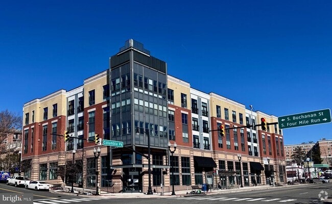 Building Photo - 989 S Buchanan St Unit 221 Rental