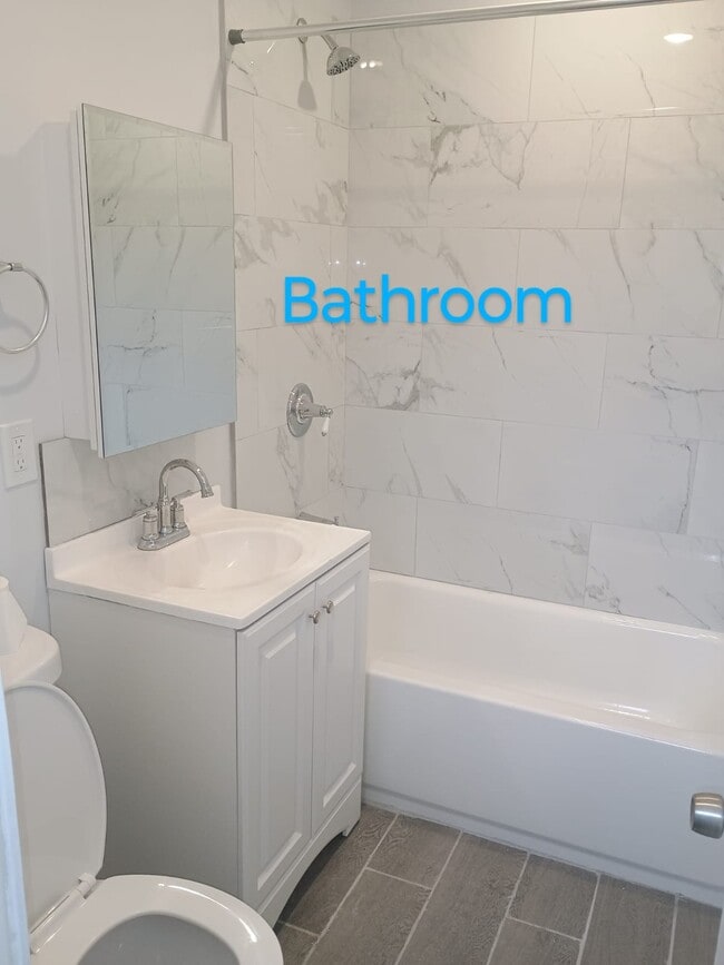 Photo - 629 Franklin St