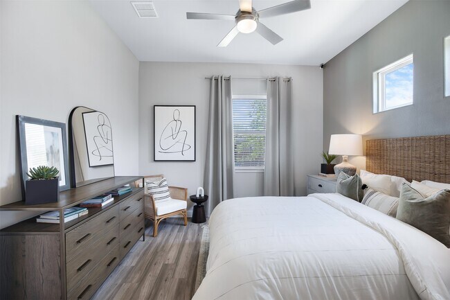 Photo - 7245 Borland Dr