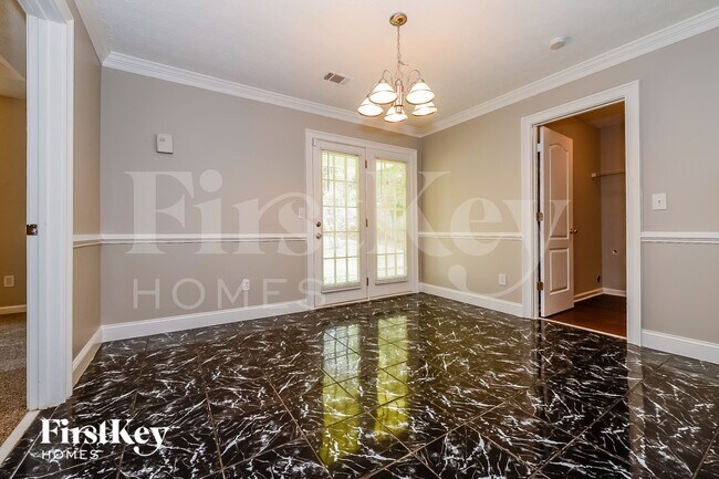 Photo - 200 Misty Ridge Trail