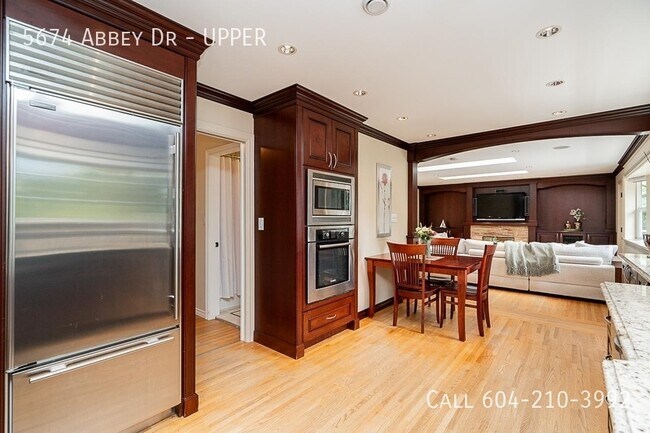 Photo - Beautiful Upper Home in Delta Unit UPPER