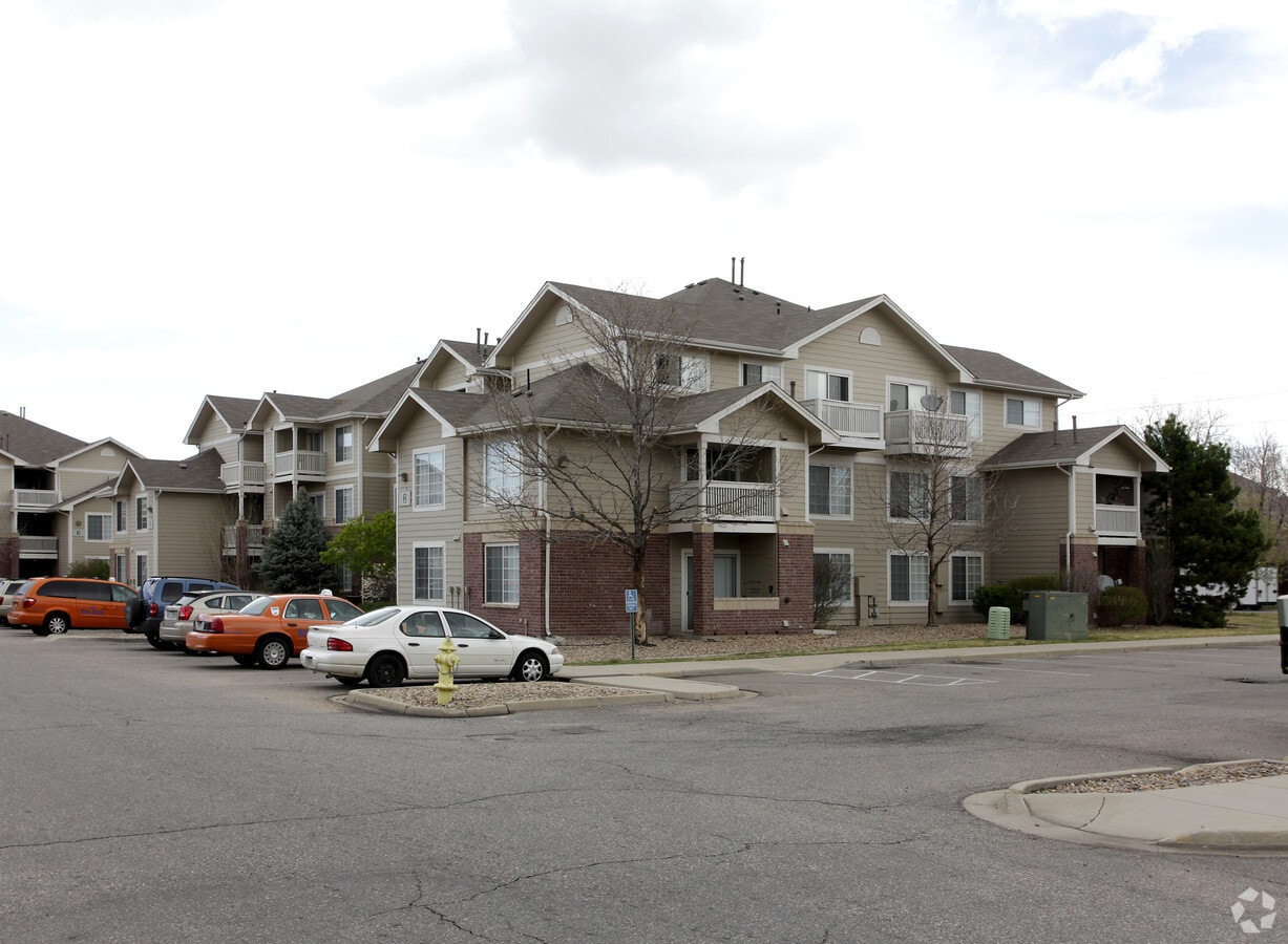 Dayton Meadows - Dayton Meadows Apartments