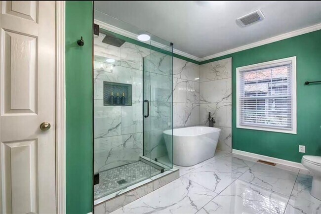 1225 Graymont Dr SW