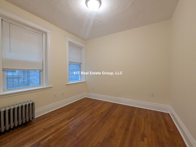 Photo - 29 Delano Park Unit 19