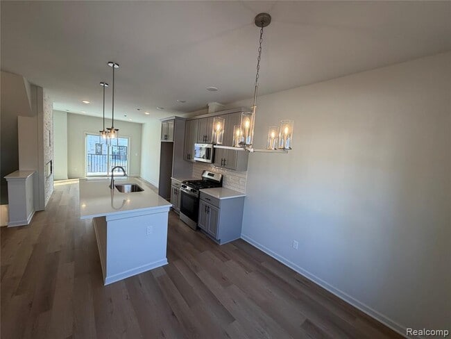 Photo - 23614 Parkview Ln