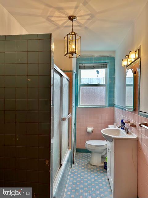 Photo - 2012 Mifflin St