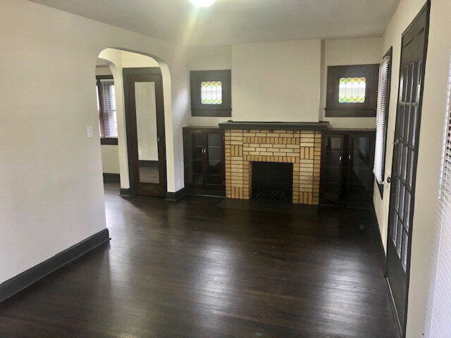 Photo - NEAR EASTSIDE 2BR BUNGALOW RECENTLY UPDATED!